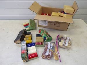 lot 7 image: Large Collection of Vintage Poker Chips
