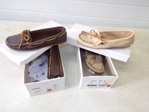 lot 56 image: Two Pair of New in Box Size 5 Minnetonka Moccasins