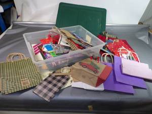 lot 71 image: Lot of Various Gift Bags and Hard Plastic Tote