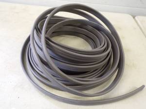 lot 87 image: 83 Type UF-B 600 Volt Underground Electrical Wire With Ground Approx. 60