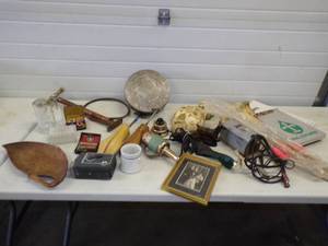 lot 103 image: Miscellaneous Group of Antiques