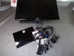 lot 106 image: 20 Working LED Slim Innovation LCD Monitor Model #E2060 Working