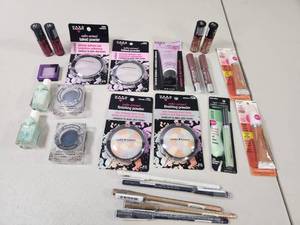 lot 25 image: New Hard Candy Makeup and More