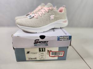 lot 35 image: New Skechers Sport Arch Comfort Shoes - Size 11