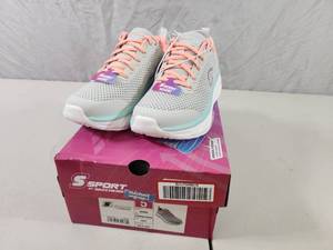 lot 48 image: New Skechers Sport Premium Cushion Shoes Size 5
