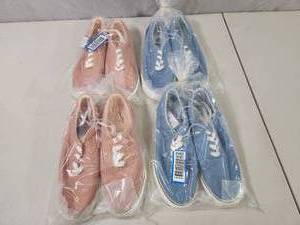 lot 78 image: 4 New Pairs Universal Thread Shoes Size 9W