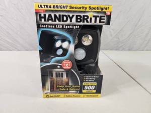 lot 90 image: New LED Cordless Security Light