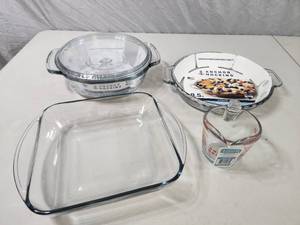 lot 121 image: New Glass Anchor Hocking Items
