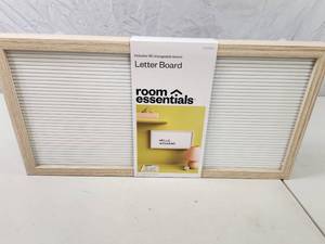 lot 140 image: New Room Essentials Letterboard