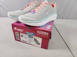 lot 172 image: New Womens Skechers Premium Cushioning Sneakers