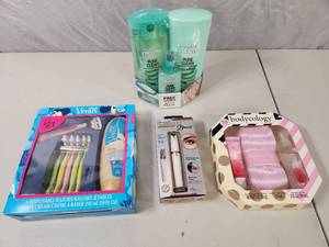 lot 195 image: New Beauty Items and More