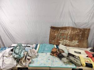 lot 199 image: New and Preowned Household Items