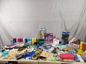 lot 200 image: Large Assortment of Craft and Party Supplies