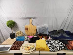 lot 202 image: Household and Exercise Items