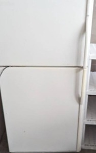 lot 23 image: Kenmore refrigerator, inside needs ...
