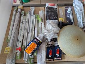 lot 65 image: Lot of drawer slides, shelf hardwar...
