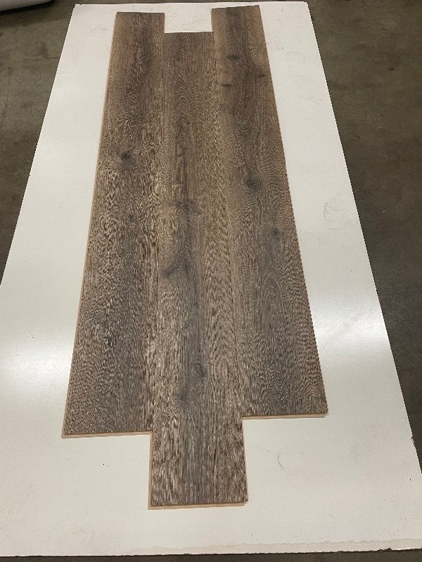 423 SF 9.5 x 80 Mohawk Laminate WIDE and LONG PLANKS FF