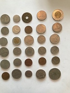 lot 27 image: 30 misc. foreign coins
