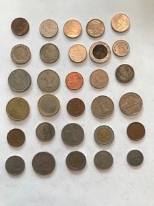 lot 34 image: 30 misc. foreign coins