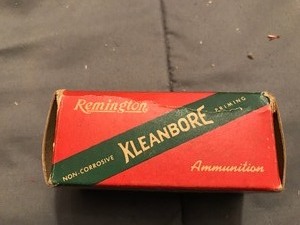 lot 7 image: Box of 23 Remington Kleanbore 32 Winchester bullets  100 grain soft point bullet