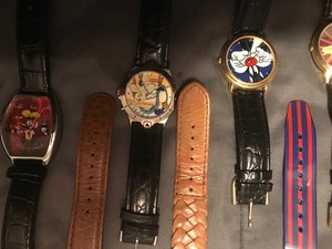 lot 164 image: 21 kid watches ( Mainly Disney)