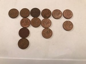 lot 194 image: 52 - Canadian Pennies  King George and Queen Elizabeth