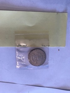 lot 276 image: 2 half dollars and 1 Eisenhower dollar