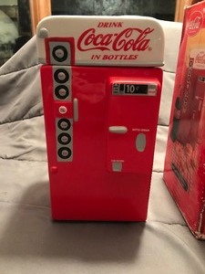 lot 350 image: Coca Cola vending machine cookie jar