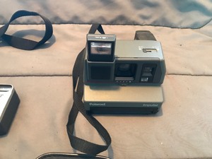 lot 364 image: 7 - Vintage cameras