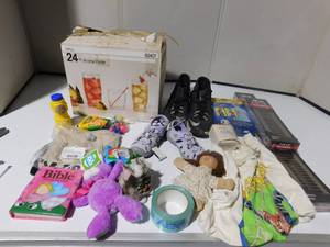 lot 269 image: 24 piece glass set, 3 heat register, kids shoes and more