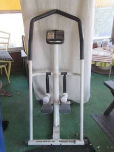 lot 11 image: Golds Gym Millennia Series Stepper...
