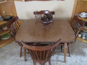 lot 50 image: Vintage Spindle style wood Kitchen ...