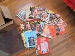 lot 86 image: Assortment of magazines and other r...