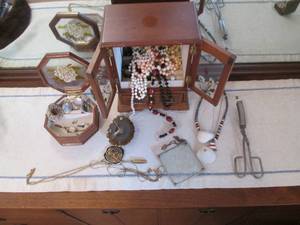 lot 92 image: Wood jewelry box with glass door an...