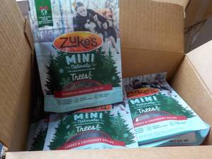 12 - 5 oz Bags Zukes Turkey and Cr...