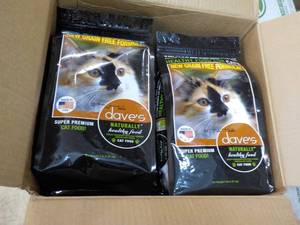 5 - 4 lb Bags Daves Cat Food pas...