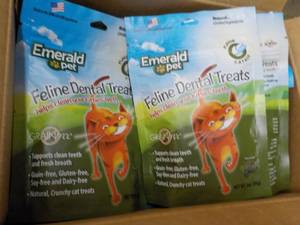 12 - 3 oz Pkgs Emerald Pet Feline D...
