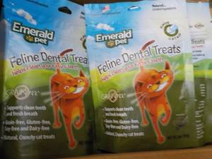 12 - 3 oz Pkgs Emerald Pet Feline D...