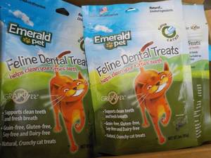 12 - 3 oz Pkgs Emerald Pet Feline D...