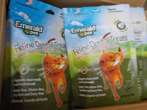 12 - 3 oz Pkgs Emerald Pet Feline D...