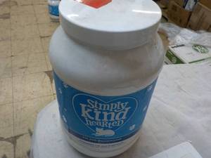 70.5 oz Simply Kind Hearted Cat Mil...
