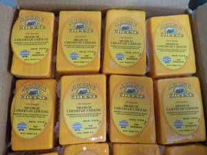 8 - 8 oz North American Medium Ched...