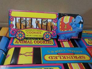 18 - 1.34 oz Boxes Sprinkled Animal...