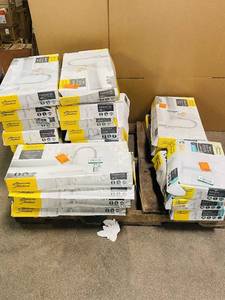 HUGE LOT of American Standard Kitchen and Bathroom Faucets...