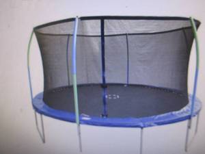 12 Round Trampoline with Enclosure...