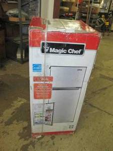 Magic Chef 4.5 Cu. Ft. Mini Refrige...