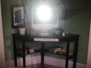 Southern Enterprises Corner Compute...