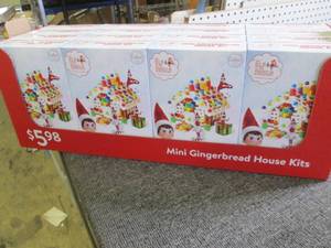 16 mini gingerbread house kits ...