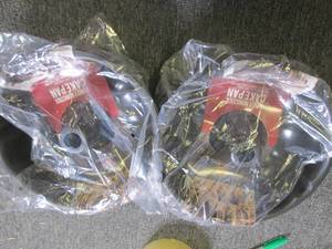 2 bundt nonstick cake pans ...