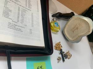 Religious Items Bible, Mary pins